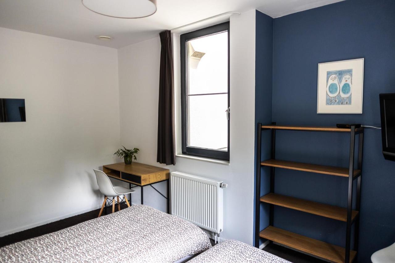 Bed and Breakfast Avellano Helmond Esterno foto