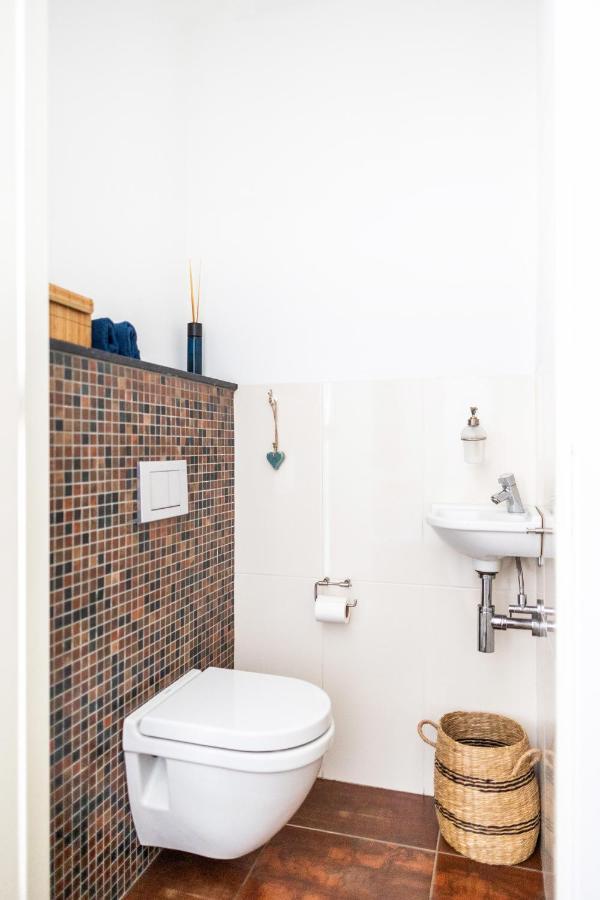 Bed and Breakfast Avellano Helmond Esterno foto