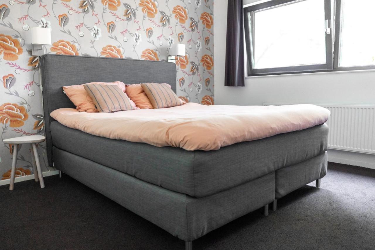 Bed and Breakfast Avellano Helmond Esterno foto